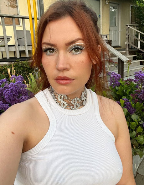 Whitney Moore exclusive actress pic
