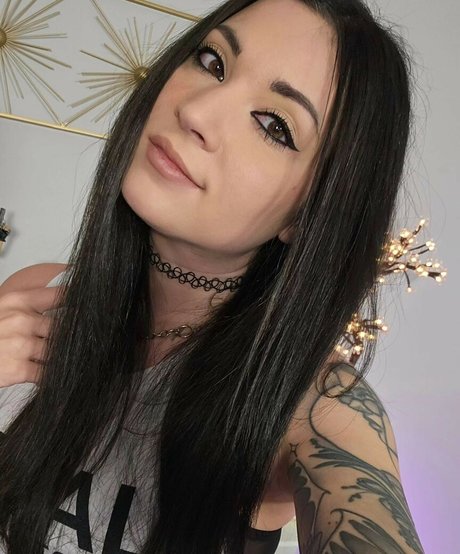 petite slut onlyfans free nude picture