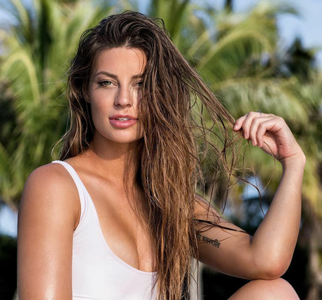 Hannah Stocking erotic pornstar picture