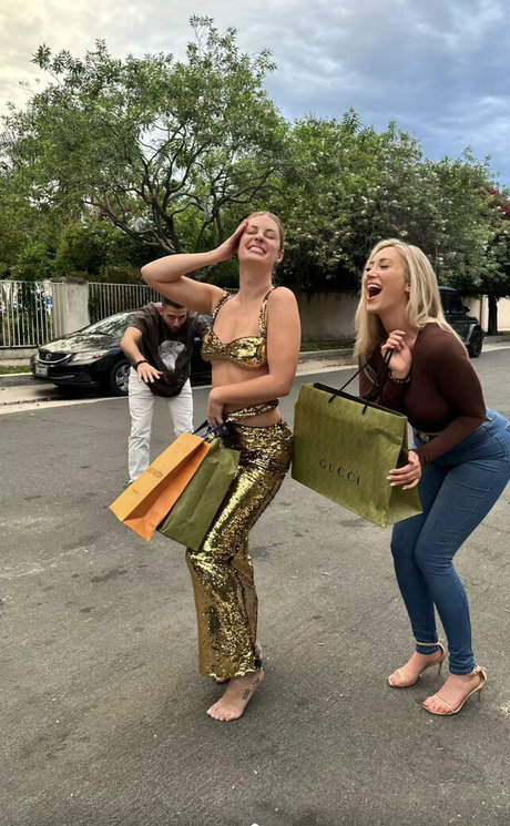 Hannah Stocking free pornstar gallery