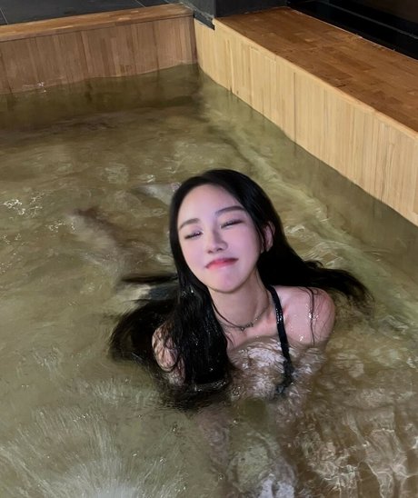 asian lesbians onlyfans free xxx img