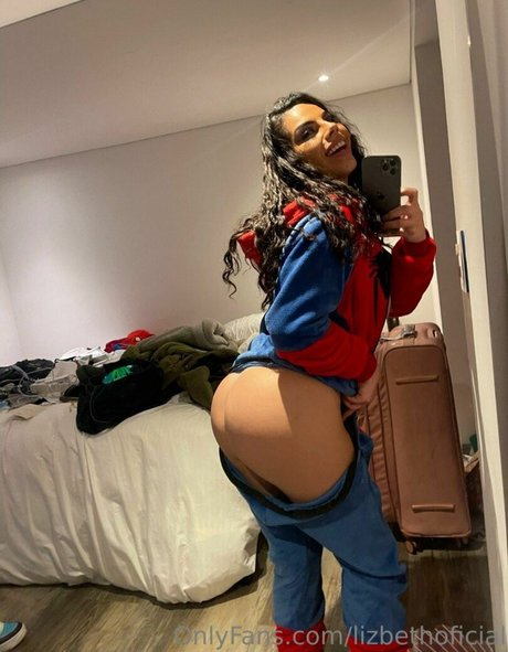 Lizbeth Rodriguez sexy model pic