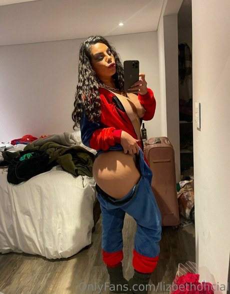 dripping pussy onlyfans porn image