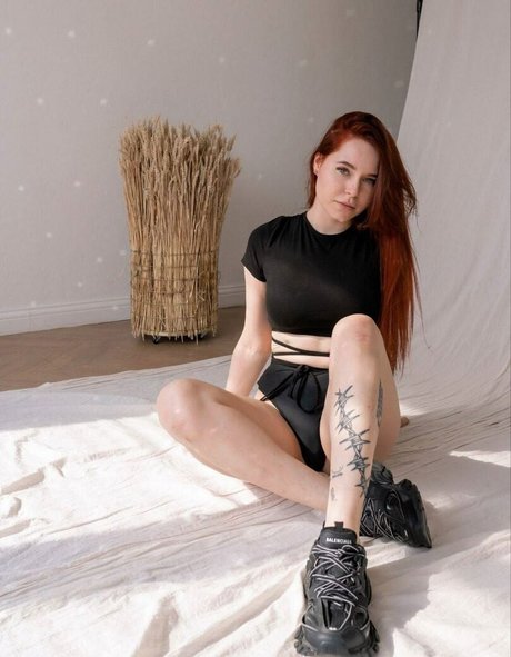 denlyasha model perfect galleries