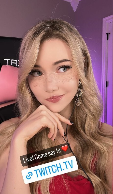 girl onlyfans naked gallery