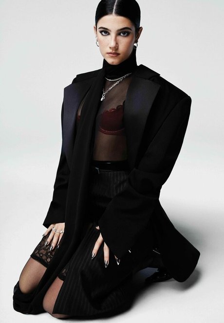 Charli D Amelio model free photos