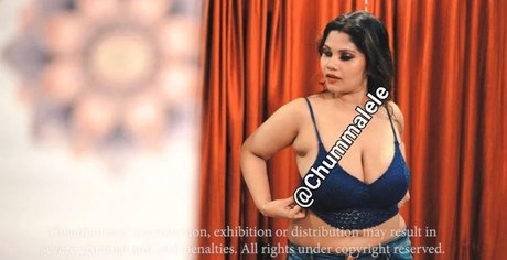 Naari Magazine model adult archive