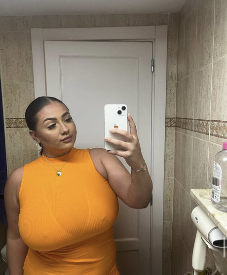 chelsea leigh pornstar hot galleries