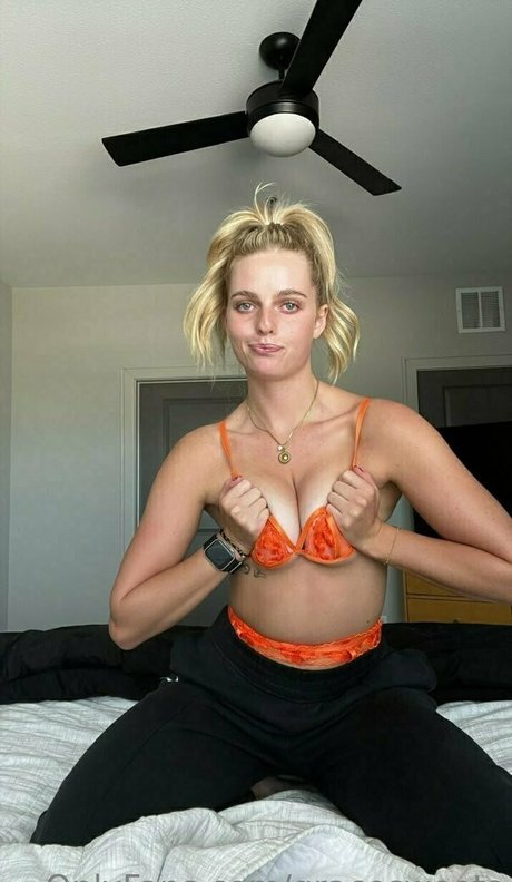 gracesweets model nude pictures