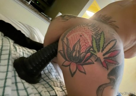lovelygia nudes model archive