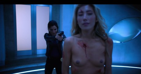 Dichen Lachman top model image
