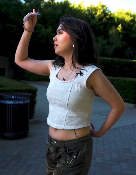 QuarterJade model best picture