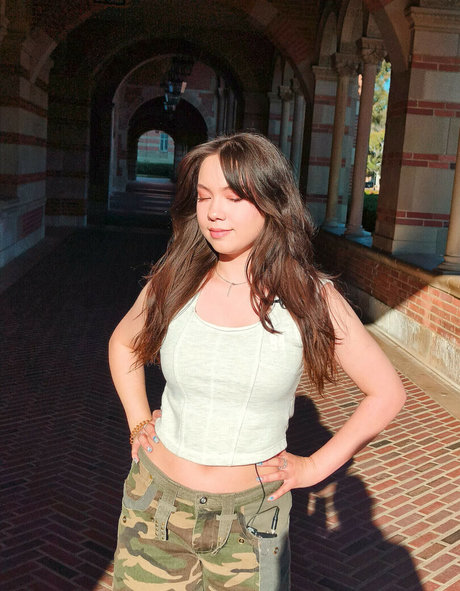 QuarterJade hd actress pics