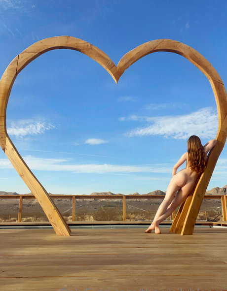Emily Bloom nice actress photo