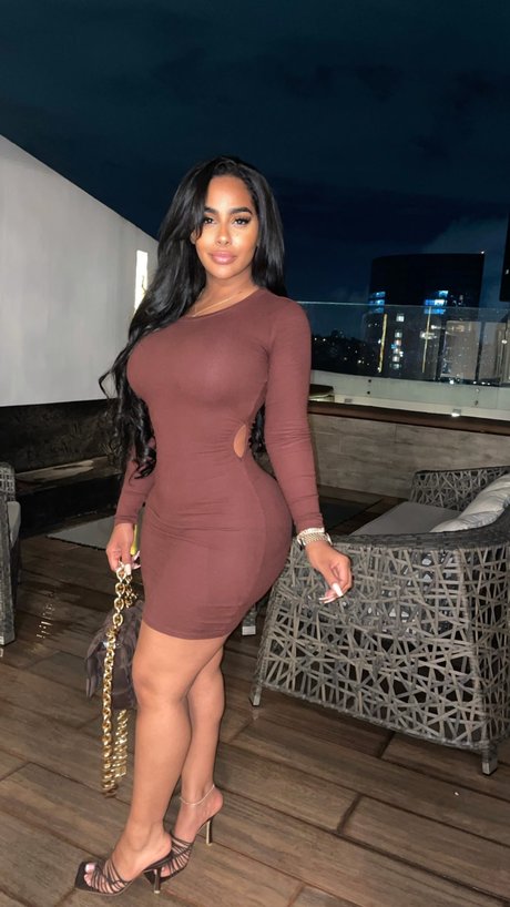 Ayisha Diaz high quality model photos