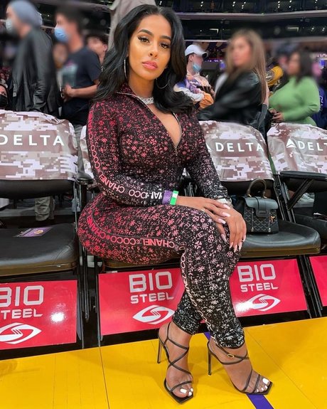 Ayisha Diaz pornographic model image
