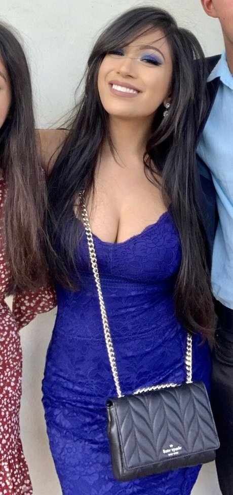 short hair teen onlyfans beautiful image