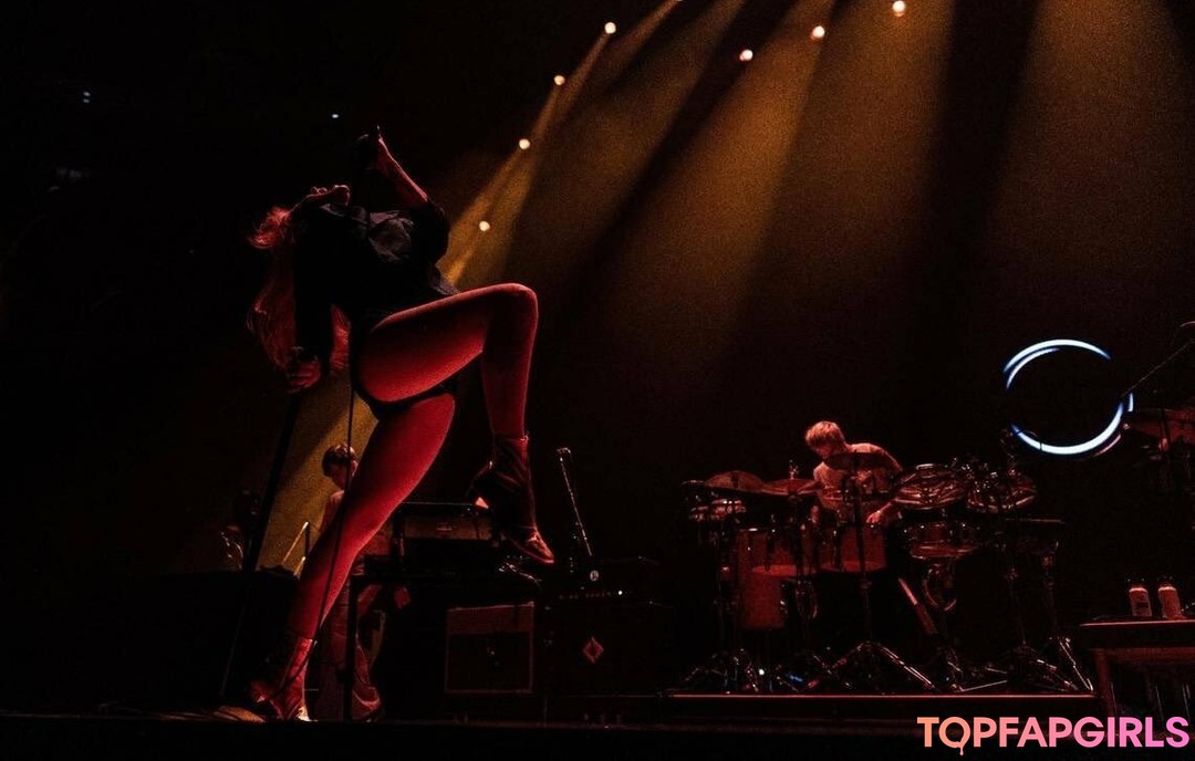 Hayley Williams high quality star pictures