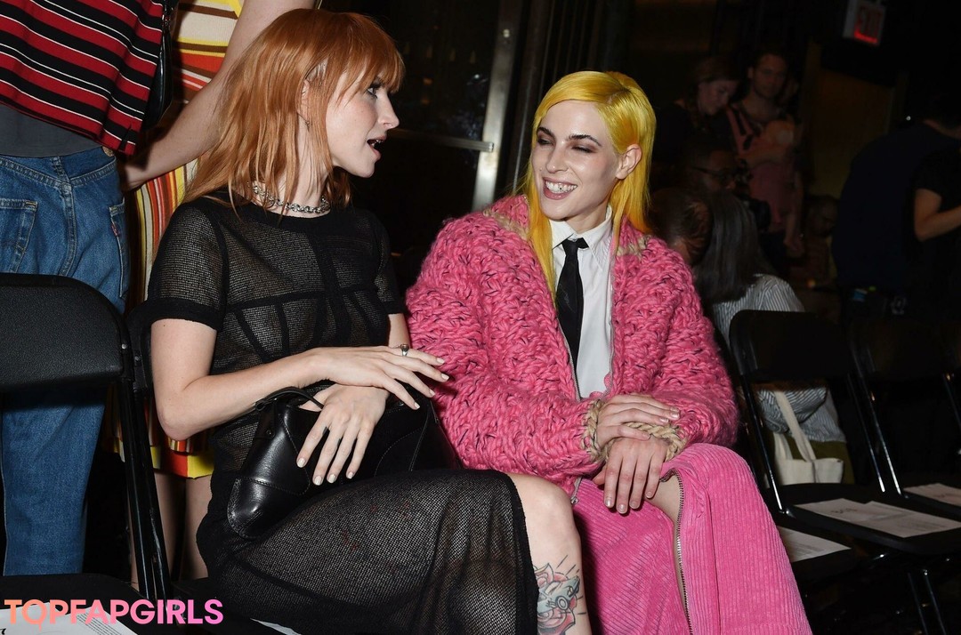 Hayley Williams pretty model image