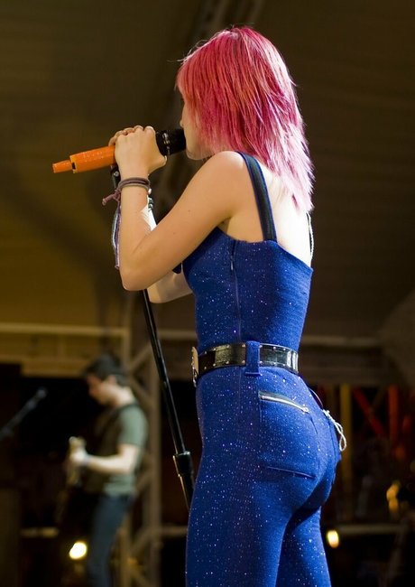 Hayley Williams star beautiful archive