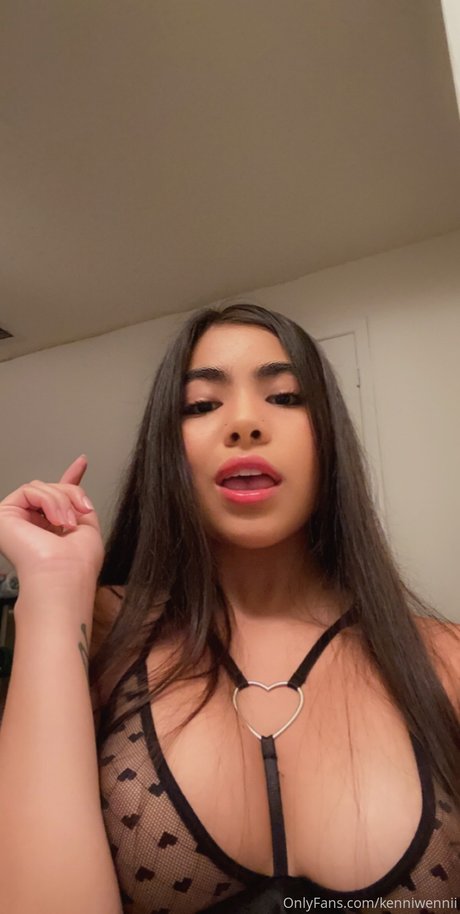 kenniwennii pornstar exclusive photo