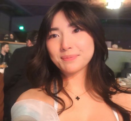 xChocobars naked model pics