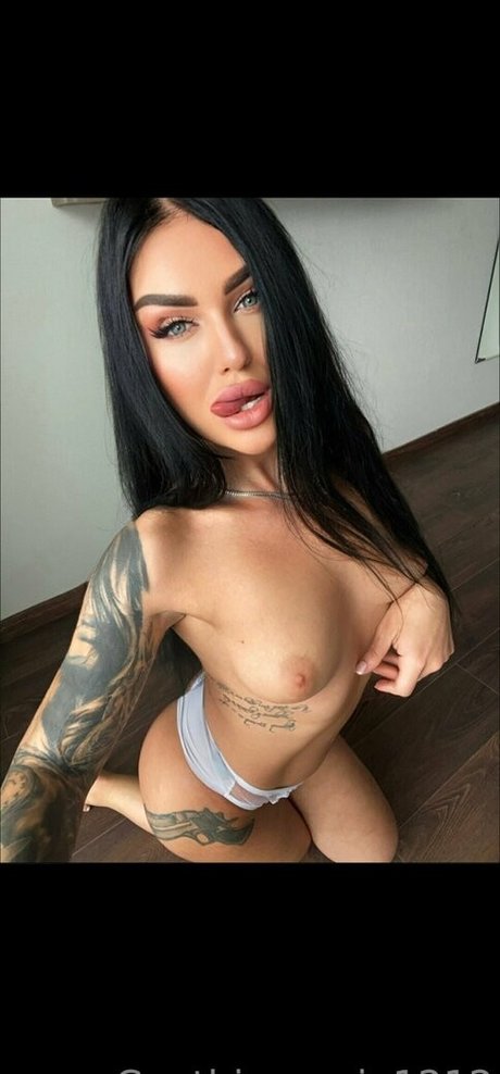 deepthroat onlyfans free naked pic