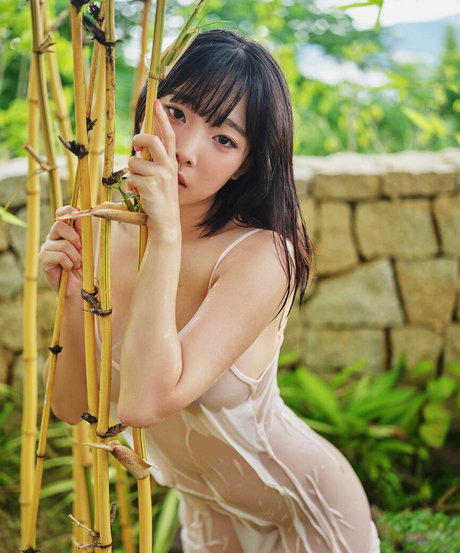 Inkyung model xxx image