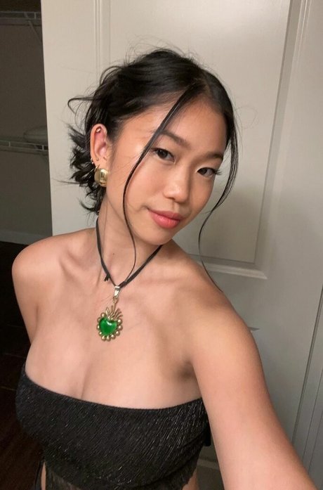 jessicaoskam naked star pics