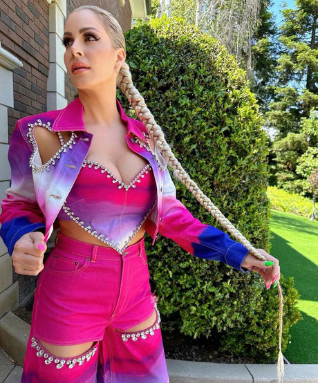 Maryse WWE adult actress img