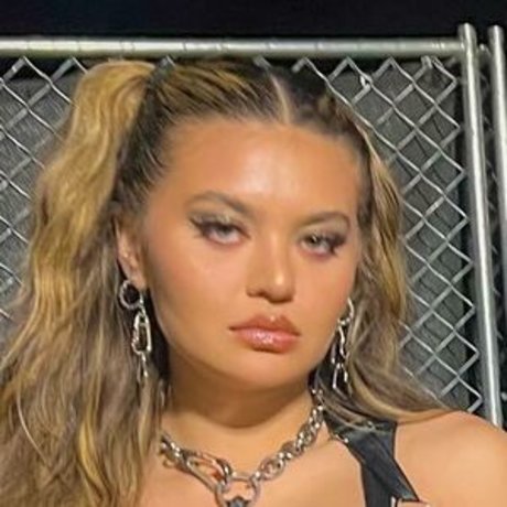 Sofia Jamora pornstar nude images
