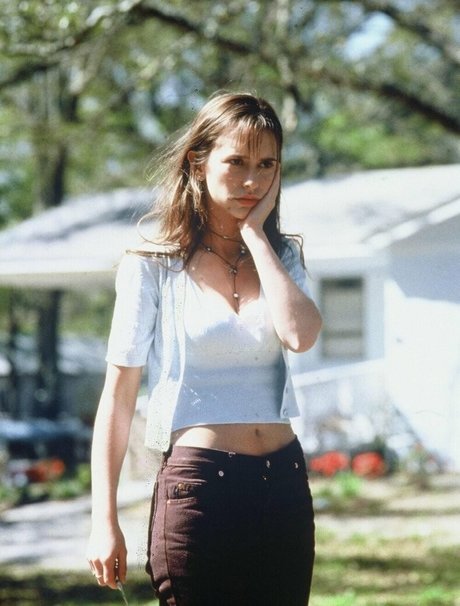 Jennifer Love Hewitt naked model gallery