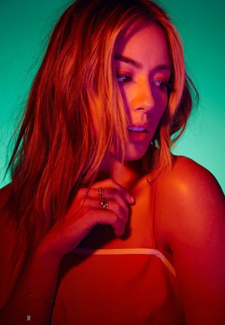 Chloe Bennet exclusive star image