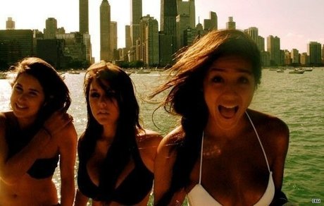 Chloe Bennet actress pics