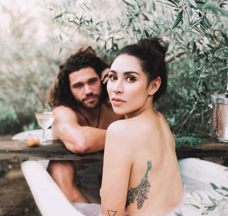 Cassie Steele nudes actress galleries