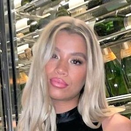 Molly Rainford star porn pics