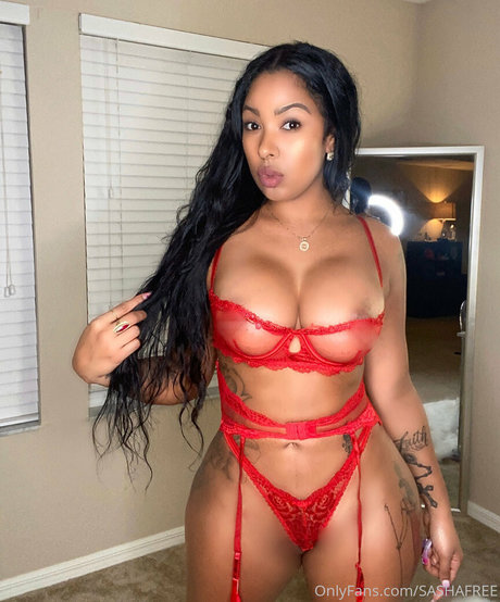 sashasfree exclusive model images