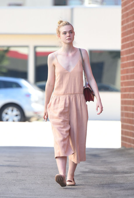 Elle Fanning profile image