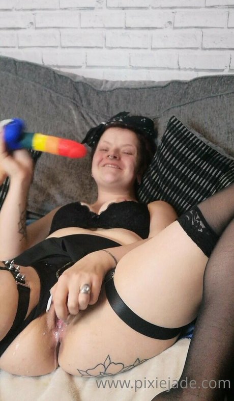 pixiejadeuk model adult galleries