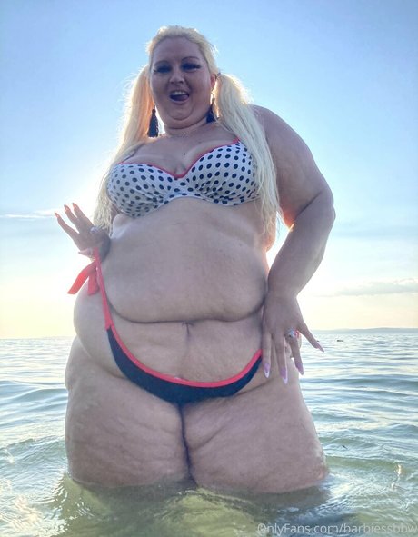 barbiessbbw naked star img
