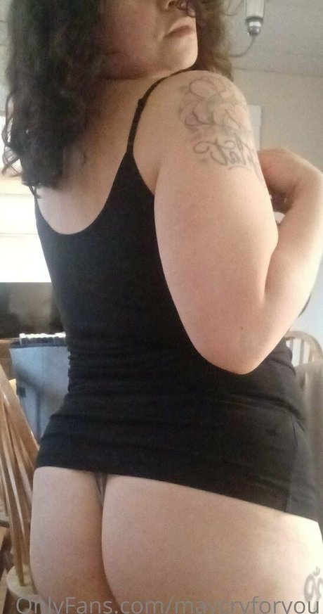 maycryforyou model nude pics