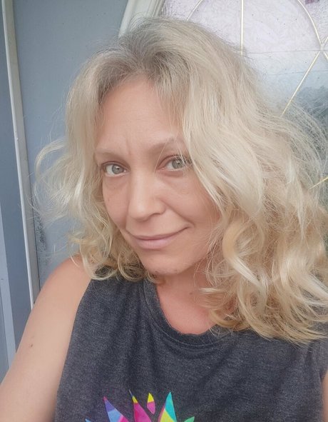 petite slut onlyfans sexy xxx image