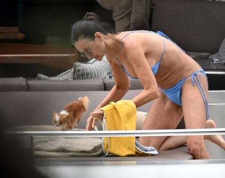 Demi Moore model sexy pic