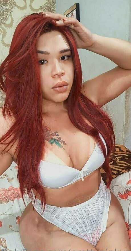 prettypinkuziii sexy model images