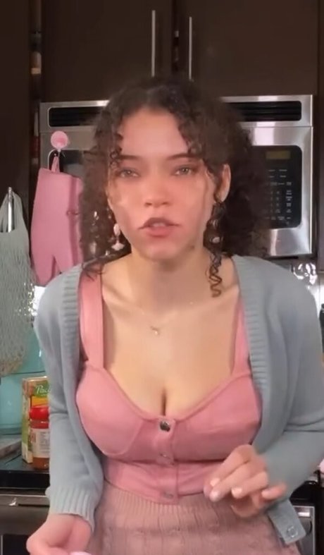 Brittany Venti top star pics
