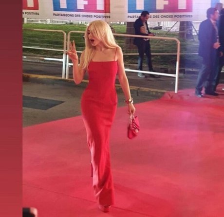 Ava Max profile image