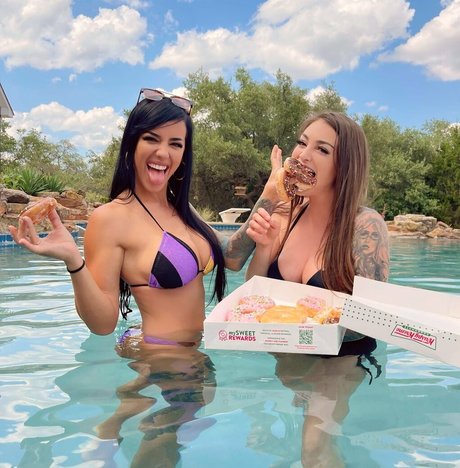 HeatherLynnoh pornstar galleries