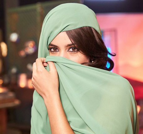Yasmin Ali Yassine star perfect image