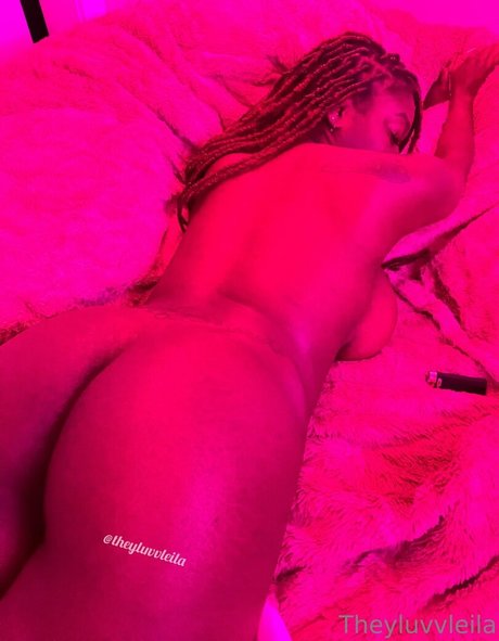 theyluvvleila erotic star pic