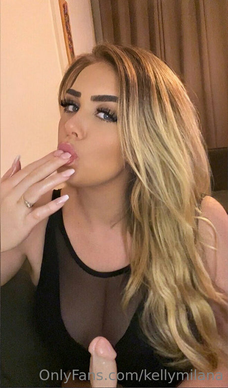 kellymilana exclusive pornstar picture
